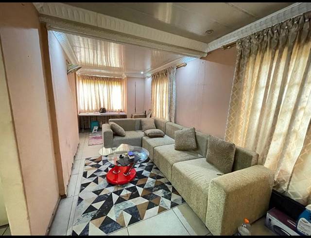 3 BEDROOM PROPERTY TO RENT IN PANORAMA GARDENS